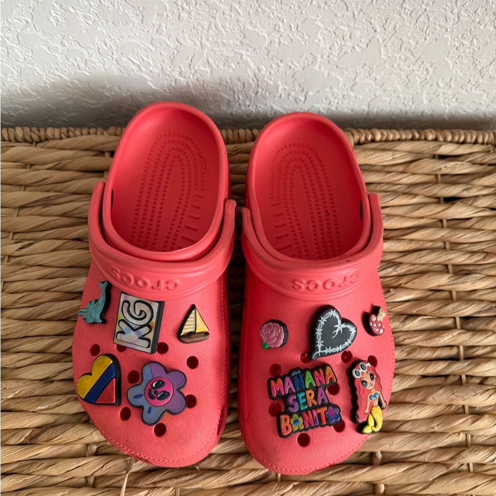 CROCS with Karol G Mañana Será Bonito Jibbitz